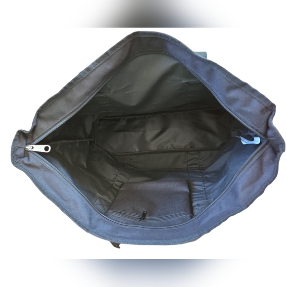 Everest Tote Bag - Picture 3 of 7